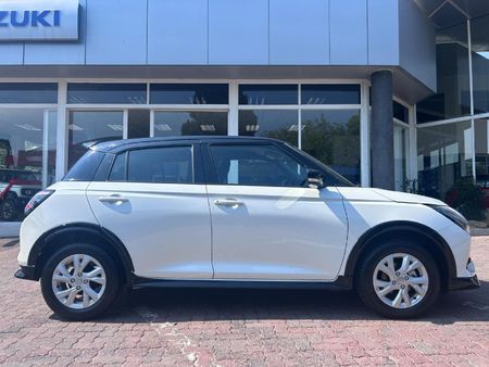 2026-Suzuki-Swift-12-GL_7