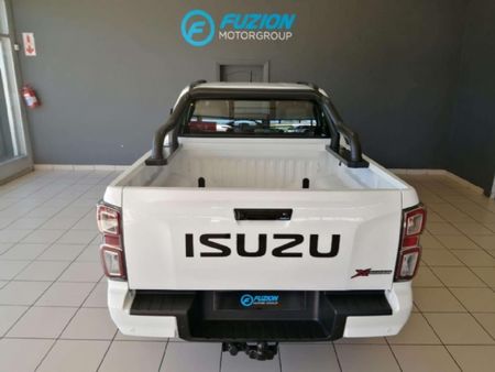 2026-Isuzu-D-Max-19-DDI-HR-X-Rider-Auto-Double-Cab_11