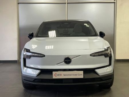 2025-Volvo-EX30-Ultra-Single-Motor-Extended-Range_1