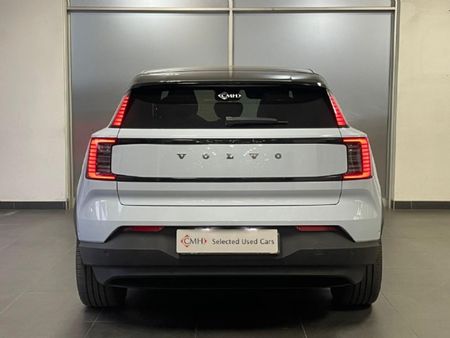 2025-Volvo-EX30-Ultra-Single-Motor-Extended-Range_4