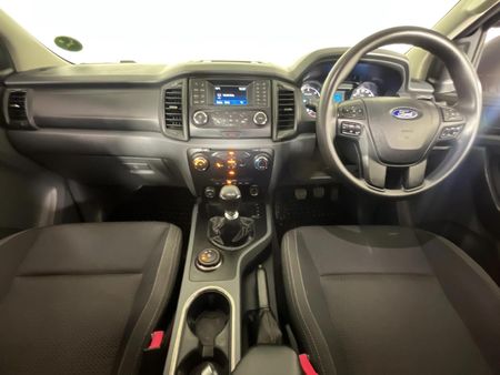 2019-Ford-Everest-22-TDCi-XLS-4x4_1