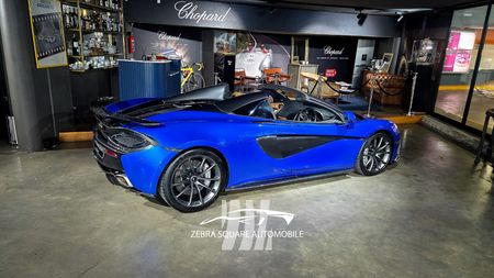 2018-McLaren-570-S-Spider_12