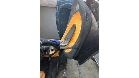 2018-McLaren-570-S-Spider_16