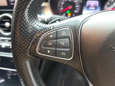 2014-Mercedes-Benz-C-Class-C-250-Avantgarde-Auto_18