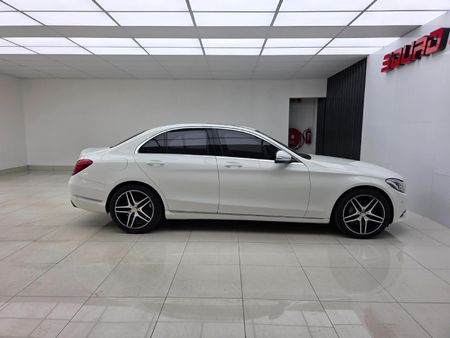 2014-Mercedes-Benz-C-Class-C-250-Avantgarde-Auto_4