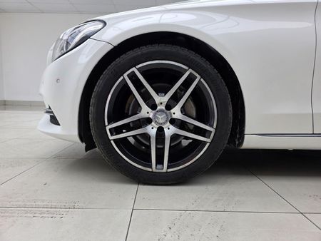 2014-Mercedes-Benz-C-Class-C-250-Avantgarde-Auto_8