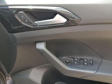 2026-Volkswagen-T-Cross-10-TSI-Life-Auto_14