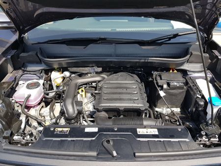 2026-Volkswagen-T-Cross-10-TSI-Life-Auto_17