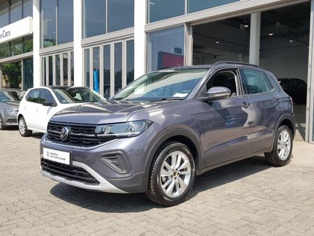 2026-Volkswagen-T-Cross-10-TSI-Life-Auto_2