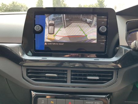 2026-Volkswagen-T-Cross-10-TSI-Life-Auto_7