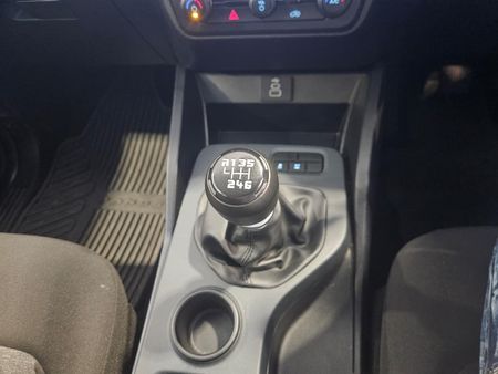 2025-Ford-Ranger-20D-XL-Double-Cab_15