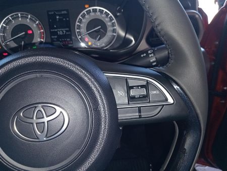 2026-Toyota-Starlet-Cross-15XR_11