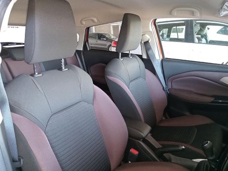 2026-Toyota-Starlet-Cross-15XR_8
