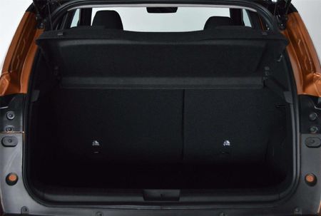 2026-Nissan-Magnite-10-Acenta_6