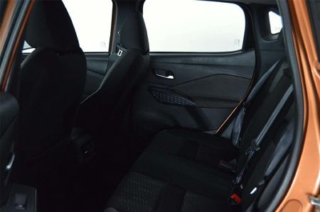 2026-Nissan-Magnite-10-Acenta_8