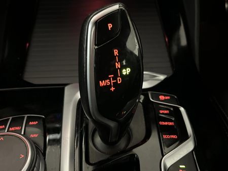 2021-BMW-X4-xDrive20d-M-Sport_10