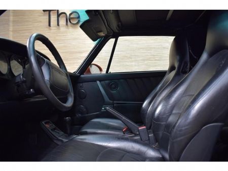 1993-Porsche-911-Carrera-4-Cabriolet_7