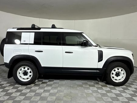 2021-Land-Rover-Defender-110-D240-177kW_15