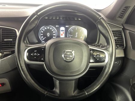 2017-Volvo-XC90-D5-Inscription-AWD_11