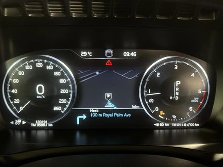 2017-Volvo-XC90-D5-Inscription-AWD_2
