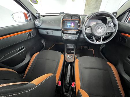 2022-Renault-Kwid-10-Climber-Auto_11