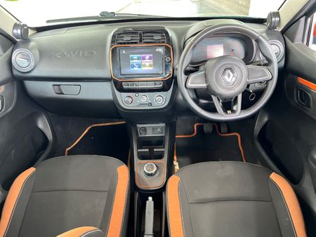 2022-Renault-Kwid-10-Climber-Auto_12