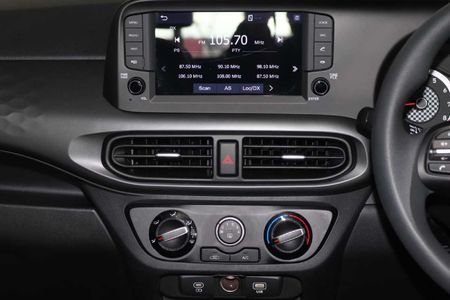 2026-Hyundai-Grand-i10-10-Motion_10