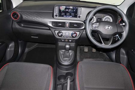 2026-Hyundai-Grand-i10-10-Motion_8