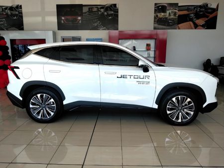 2026-Jetour-Dashing-15T-Deluxe_1