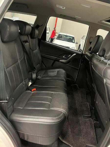 2021-Mahindra-XUV-500-22D-mHawk-7-seat-W10-Auto_13