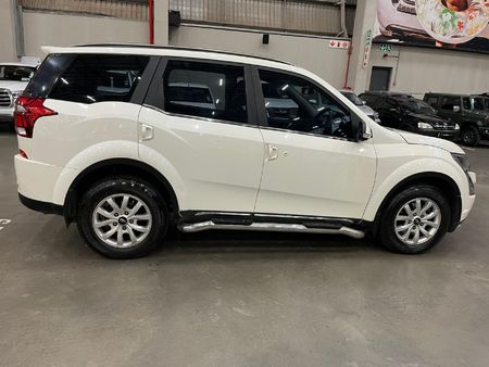 2021-Mahindra-XUV-500-22D-mHawk-7-seat-W10-Auto_7