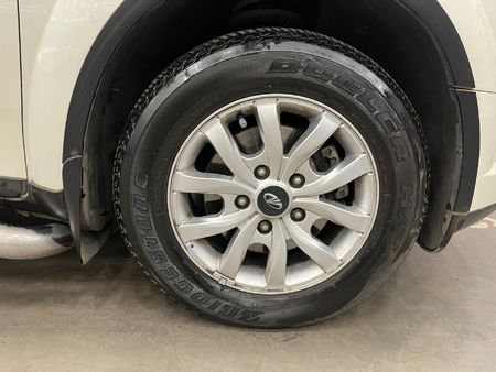 2021-Mahindra-XUV-500-22D-mHawk-7-seat-W10-Auto_8