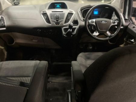 2018-Ford-Tourneo-Custom-22-TDCi-Trend-LWB-92kW_9