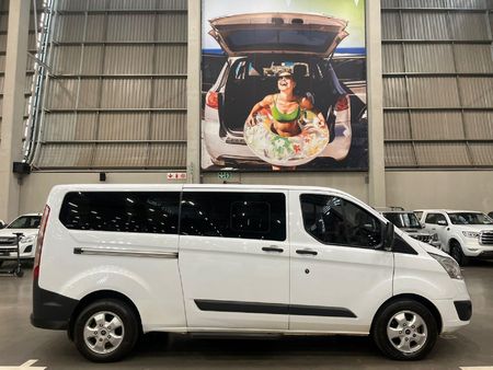 2018-Ford-Tourneo-Custom-22-TDCi-Trend-LWB-92kW_1