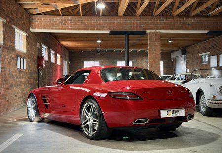 2011-Mercedes-AMG-SLS-AMG_1