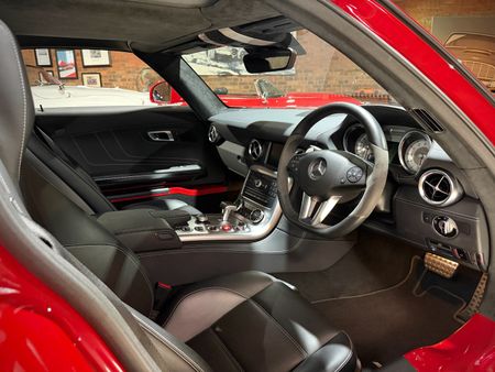 2011-Mercedes-AMG-SLS-AMG_6