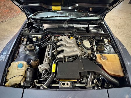 1989-Porsche-944-Turbo_14