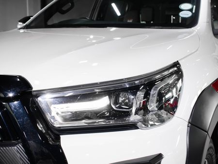 2024-Toyota-Hilux-28-GD-6-GR-S-4x4-Auto-Double-Cab_23