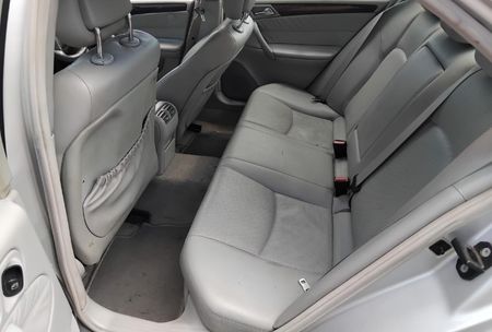 2004-Mercedes-Benz-C-Class-C-200K-Elegance-Auto_6