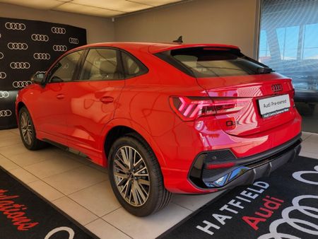2026-Audi-Q3-Sportback-Black-Edition-35-TFSI_17