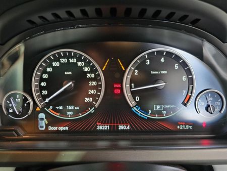 2012-BMW-6-Series-650i-Coupe-M-Sport-Auto_11
