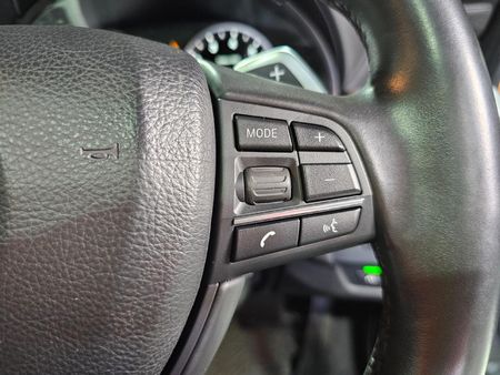 2012-BMW-6-Series-650i-Coupe-M-Sport-Auto_17