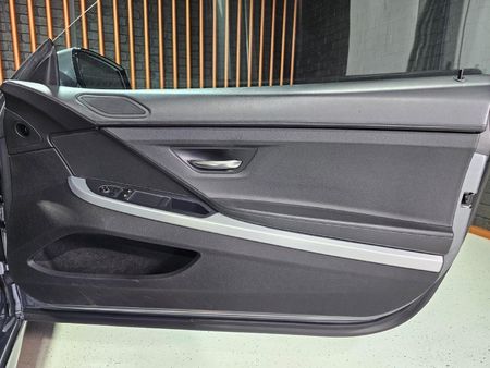 2012-BMW-6-Series-650i-Coupe-M-Sport-Auto_6