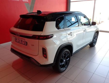 2025-Toyota-Urban-Cruiser-15-XR-Auto_3