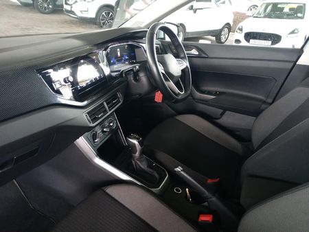 2024-Volkswagen-Polo-10-TSI-Life-Auto_6