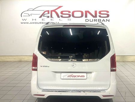 2020-Mercedes-Benz-V-Class-V-250d-Avantgarde-Auto_1