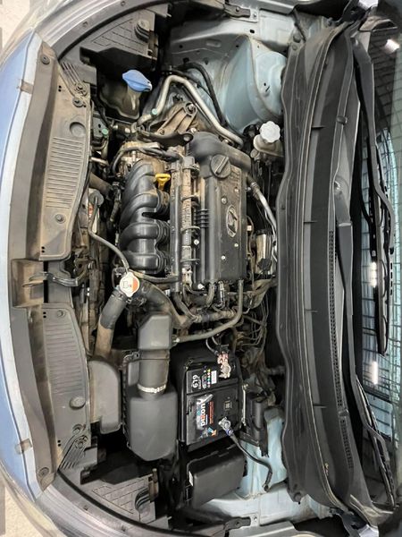 2013-Hyundai-i20-14-Fluid_12