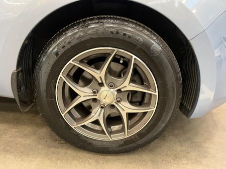 2013-Hyundai-i20-14-Fluid_8