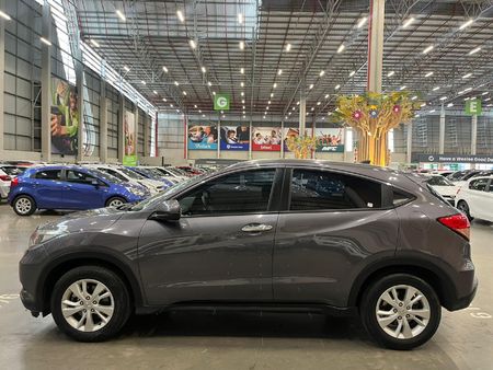 2016-Honda-HR-V-15-Comfort-Auto_5