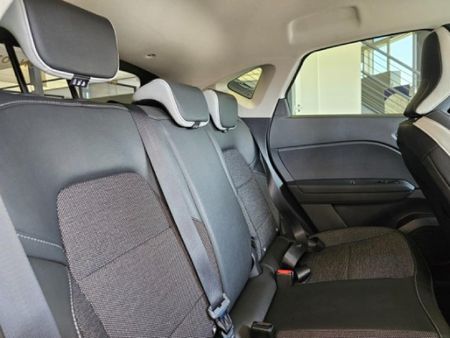 2024-Renault-Captur-13T-Intens-EDC_10
